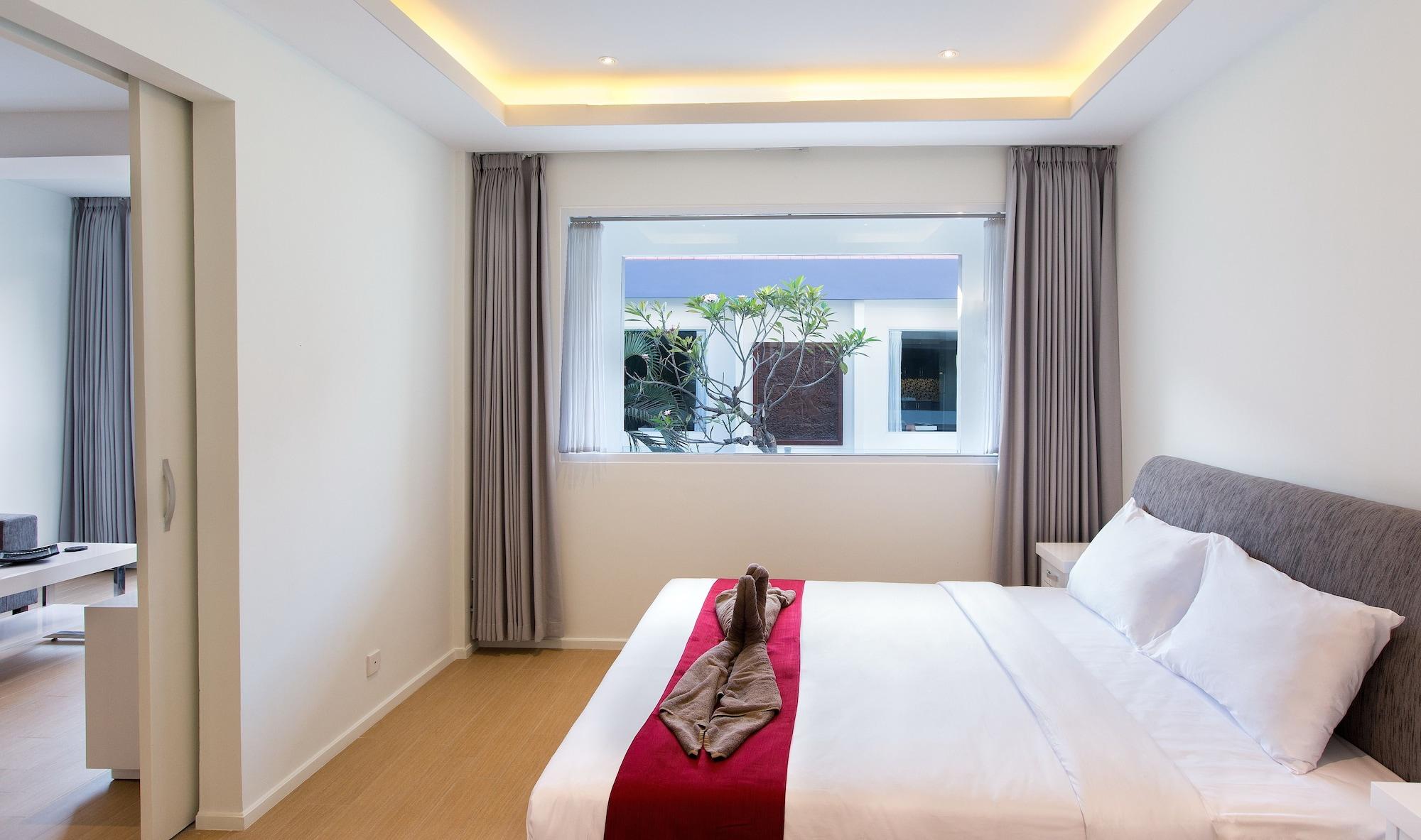 Coast Boutique Hotel Kuta  Exterior photo